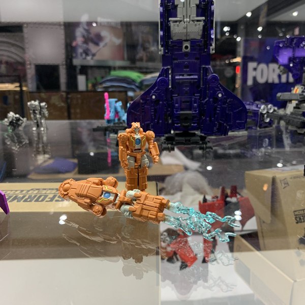 SDCC 2019 Hasbro Booth Photos Reveals Siege Ratbat, Micromaster Battle Squad, Astrotrain Base And More  (5 of 12)